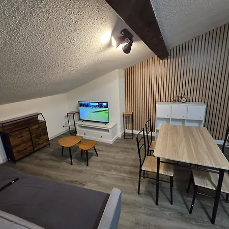 Grand T3 Wifi 2 82m2 Centre Stationnement Devant Le