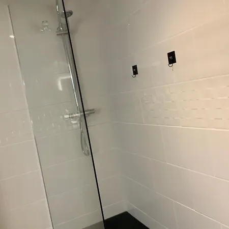 Grand T3 Wifi 2 82m2 Centre Stationnement Devant Le アパート フォワ