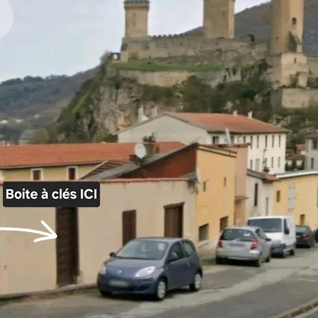 Grand T3 Wifi 2 82m2 Centre Stationnement Devant Le アパート